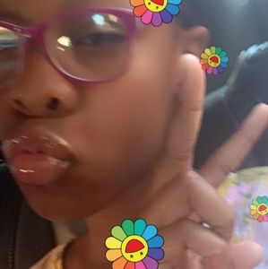 Meet your Posher, Mayah